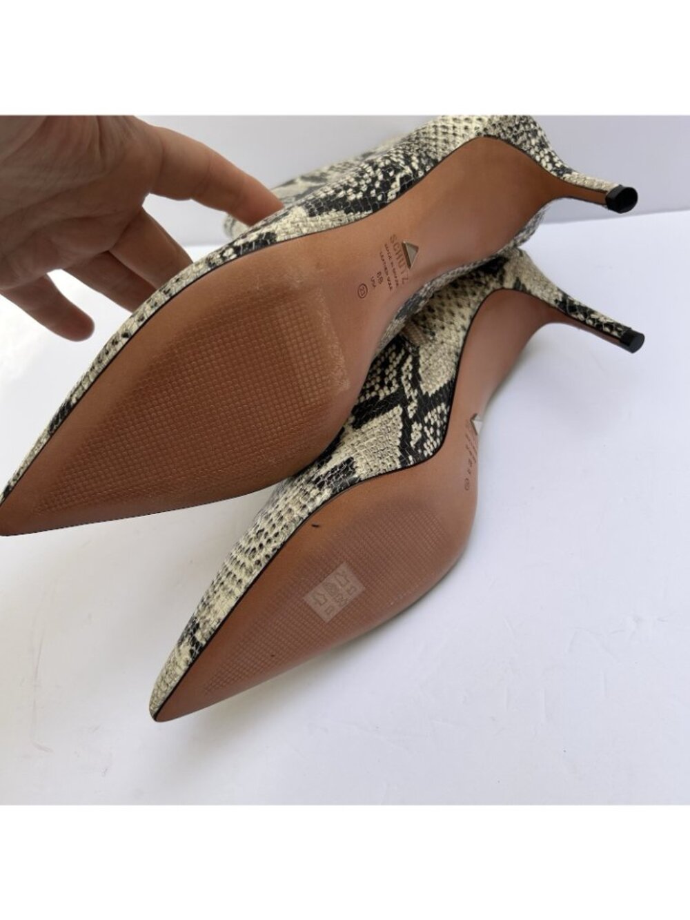 Schutz Leather Bette Snake-Embossed Snakeskin Print Heeled Booties Size 8 Boots - Picture 5 of 9